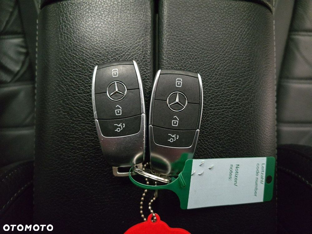 Mercedes-Benz GLE - 16