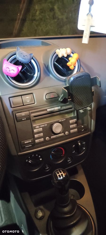 Ford Fiesta 1.4 TDCI - 14