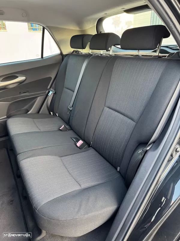Toyota Auris 1.4 VVT-i AC - 12