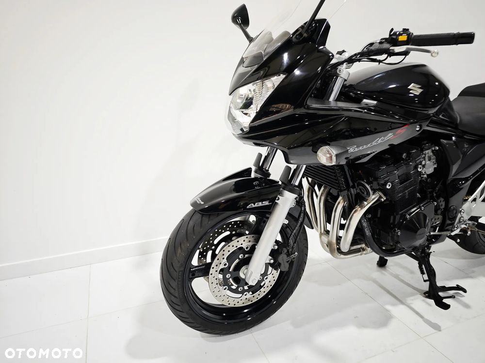 Suzuki Bandit - 11