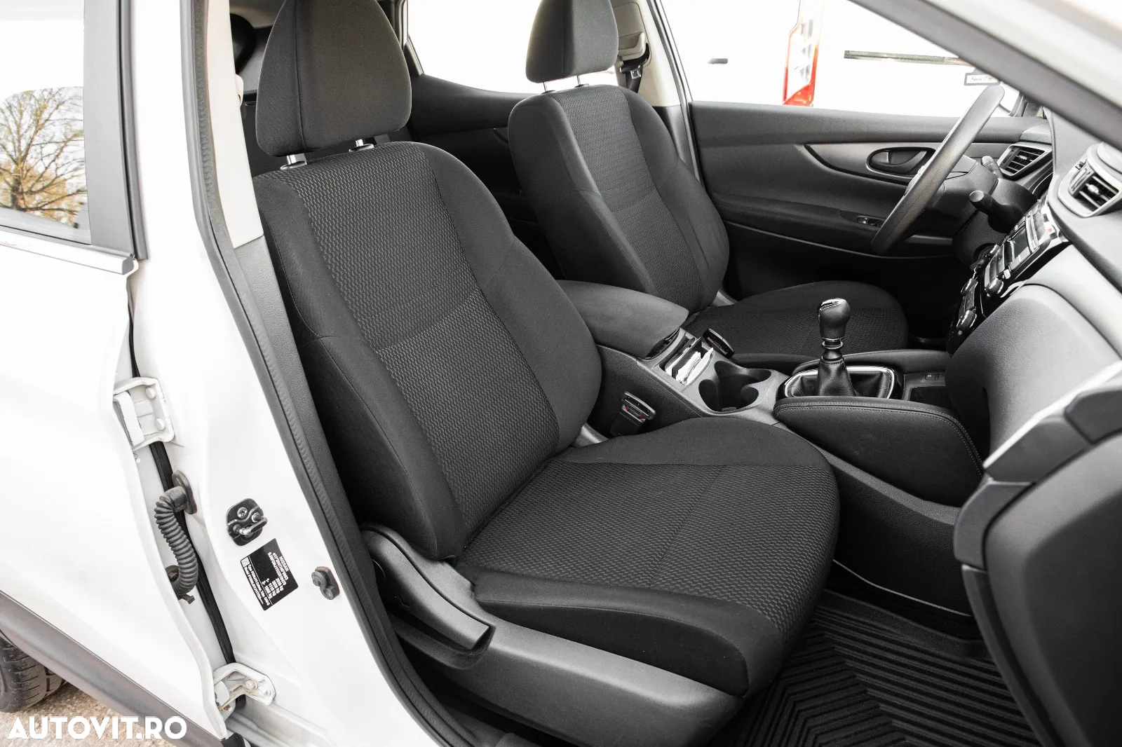 Nissan Qashqai 1.6 DCI ALL-MODE 4x4i ACENTA - 19