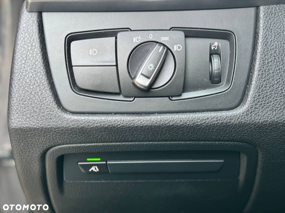 BMW Seria 3 - 28