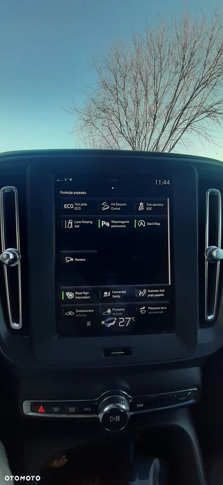 Volvo XC 40 T3 Momentum Core - 5