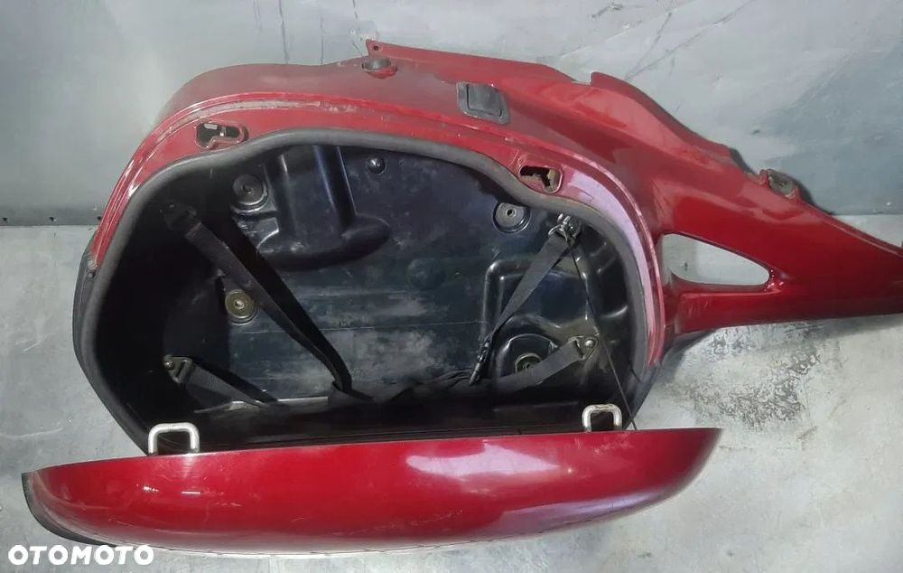 Honda NTV 650 Deauville 02r kufer boczny prawy - 2