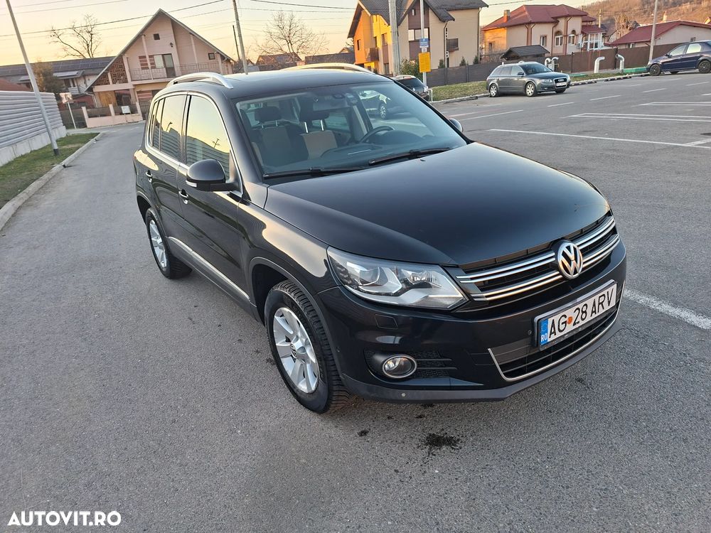 Volkswagen Tiguan ver-2-0-tdi-cr-dpf-4motion-dsg-track-field - 2