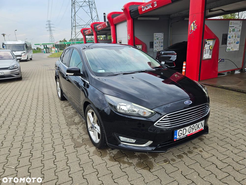 Ford Focus 1.0 EcoBoost Titanium - 1
