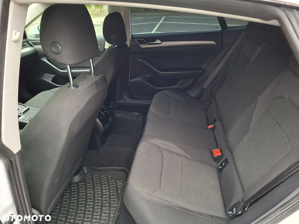 Volkswagen Arteon 2.0 TDI SCR Elegance DSG - 9
