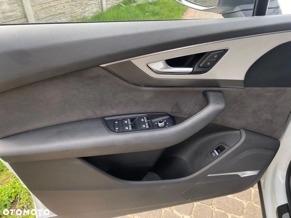 Audi Q7 - 5