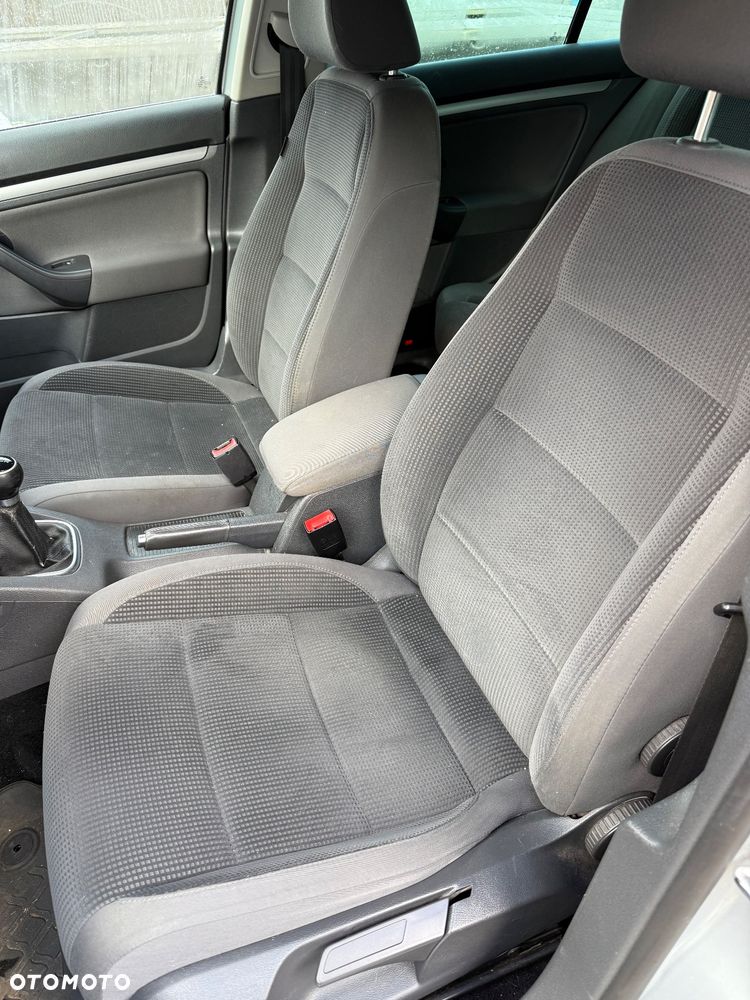 Volkswagen Golf V 1.9 TDI Comfortline - 13