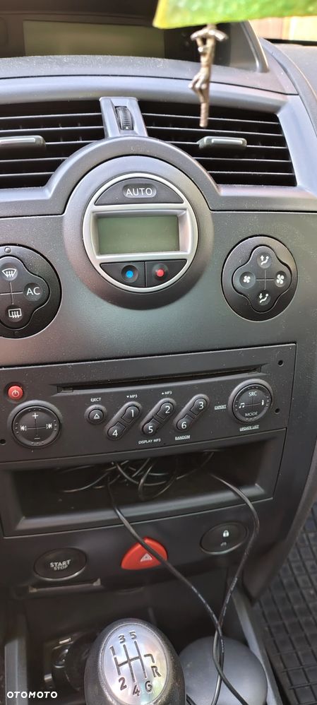 Renault Megane 2.0 16V Dynamique - 4
