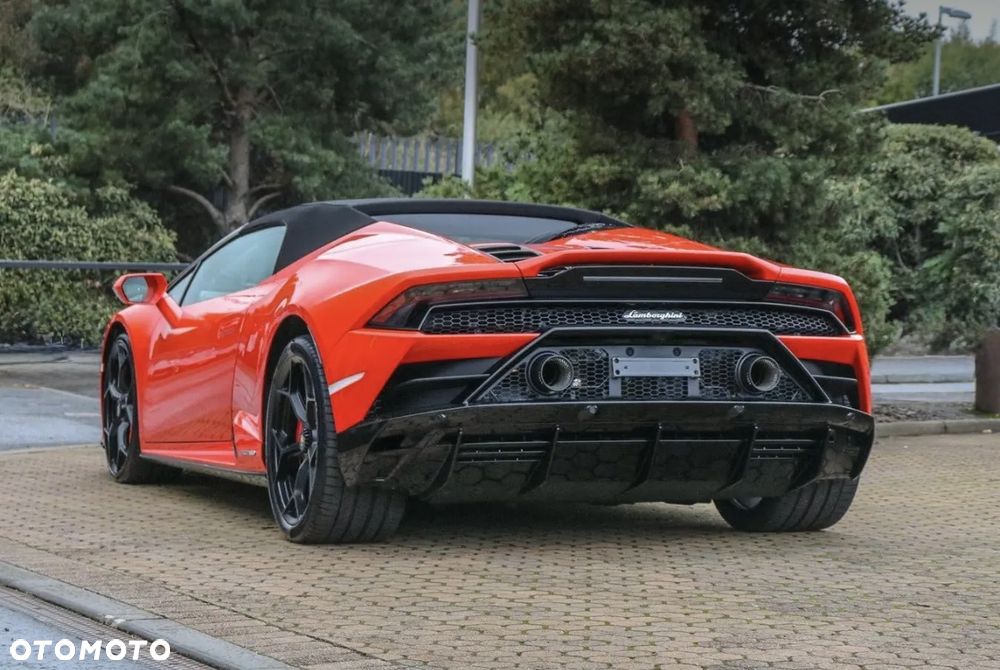 Lamborghini Huracan Performante - 4