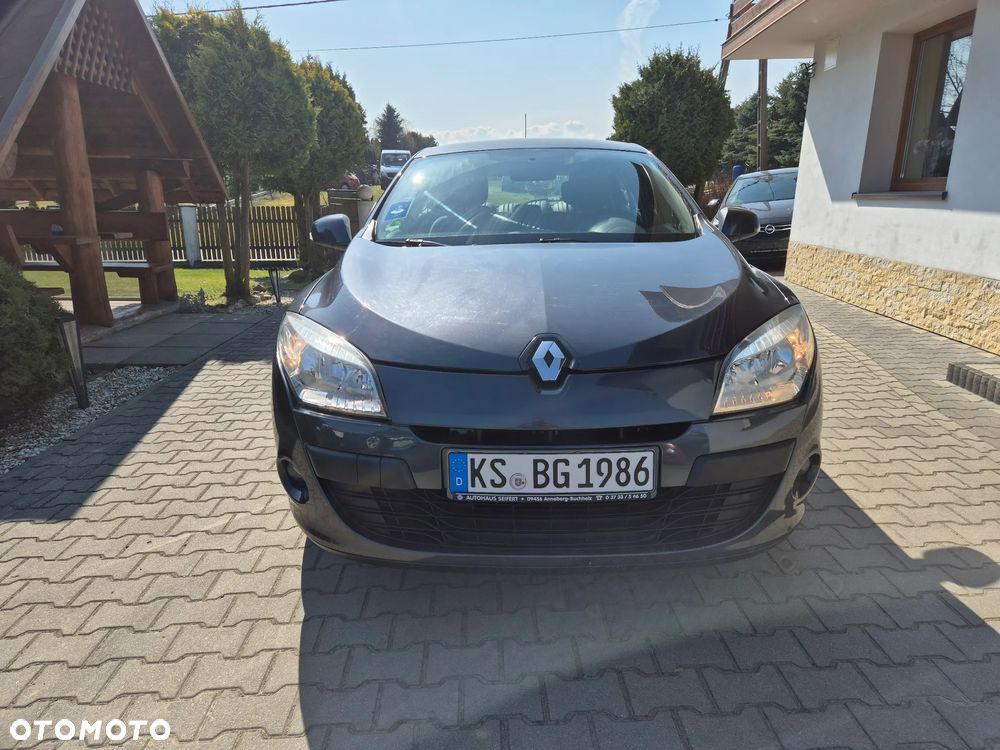 Renault Megane 1.6 16V 100 Authentique - 4
