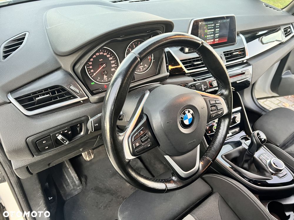 BMW Seria 2 220i Advantage - 18