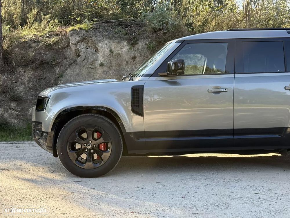 Land Rover Defender 2.0 P400e 110 AWD X-Dynamic HSE - 34