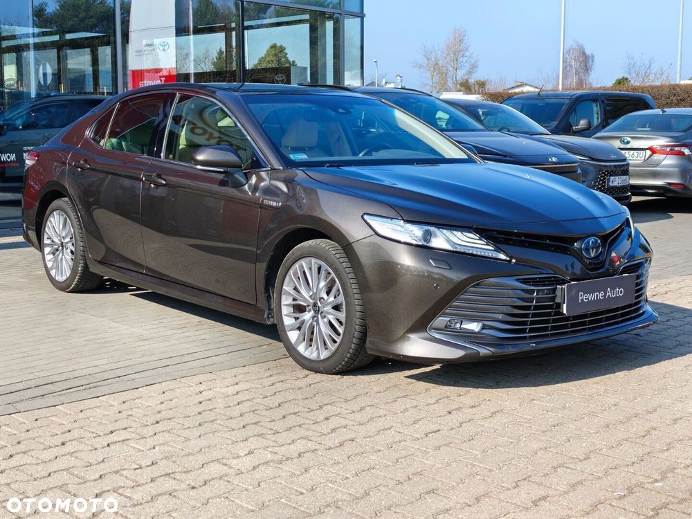Toyota Camry 2.5 Hybrid Executive CVT - 8