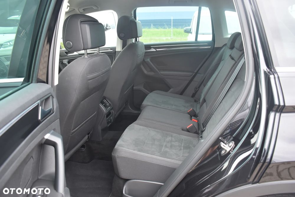 Volkswagen Tiguan 2.0 TSI 4Mot Elegance DSG - 12