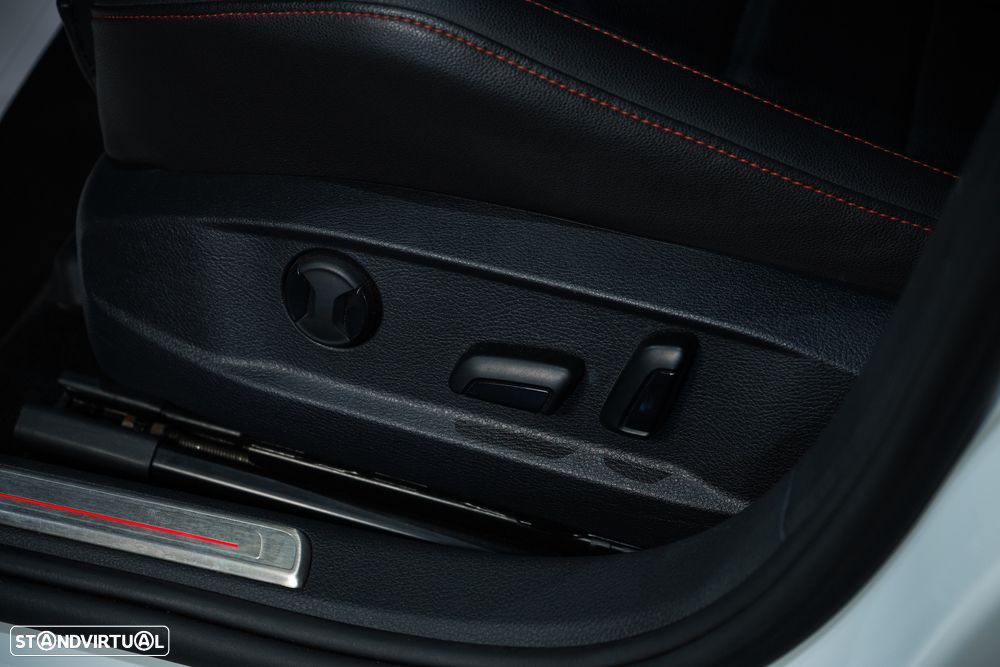 VW Golf 2.0 TSi GTi DSG Performance - 16