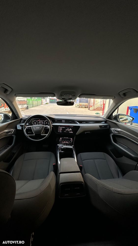 Audi e-tron 50 quattro - 28
