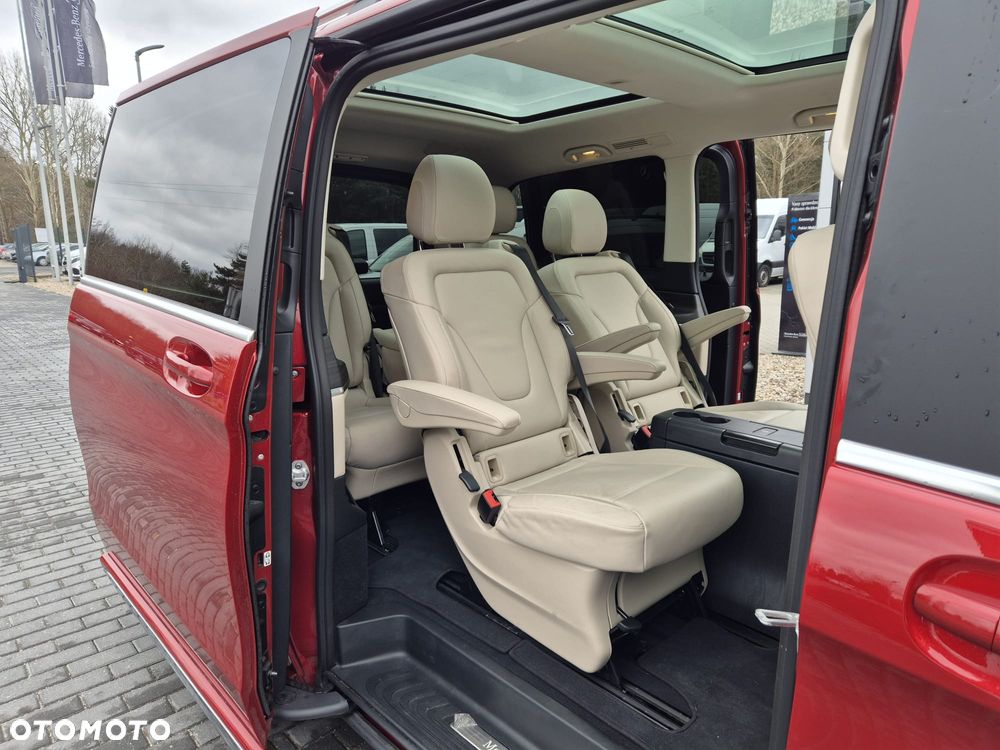 Mercedes-Benz Klasa V - 23