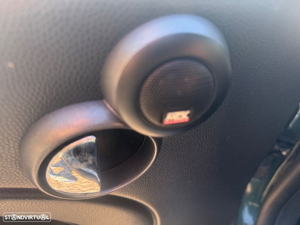 MINI 3 Portas One 1.4 D - 17