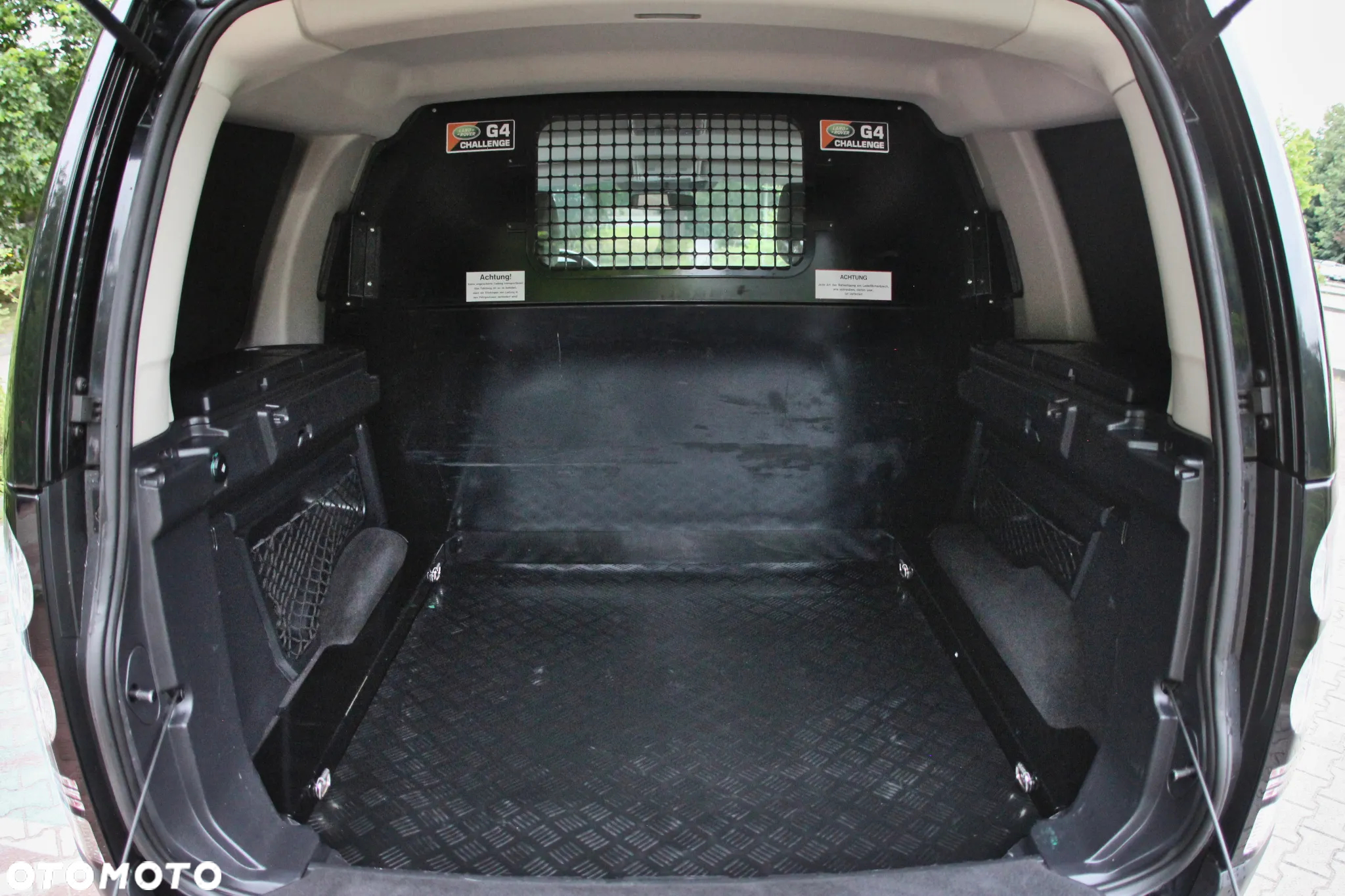 Land Rover Discovery - 27