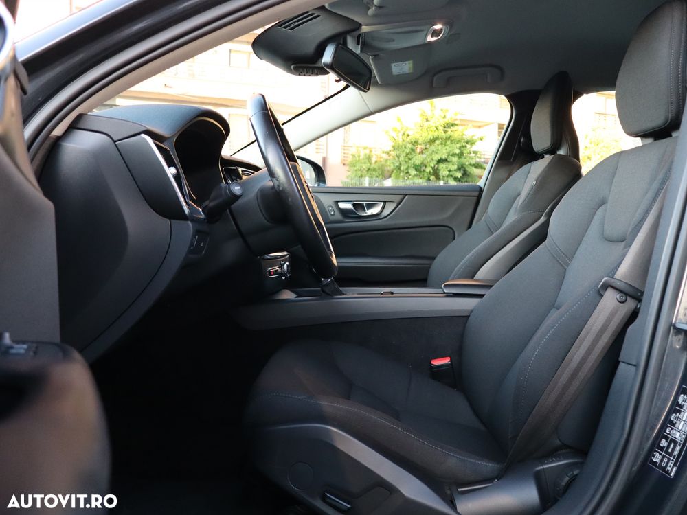 Volvo V60 D3 Geartronic Momentum Pro - 20