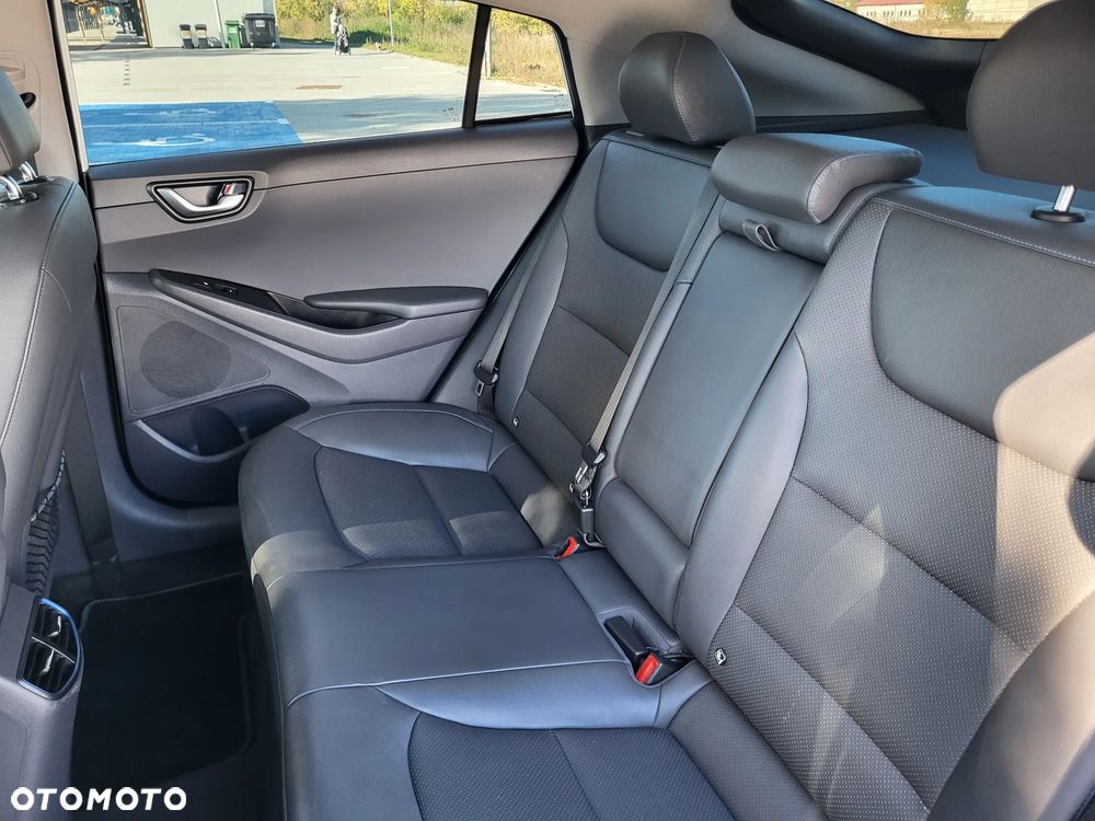 Hyundai IONIQ plug-in hybrid Platinum - 26
