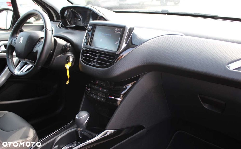 Peugeot 2008 - 15