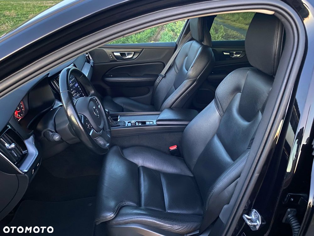 Volvo V60 D3 Geartronic Momentum Pro - 2