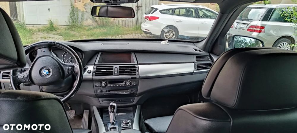 BMW X5 xDrive30i - 9