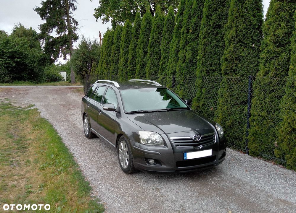 Toyota Avensis - 3