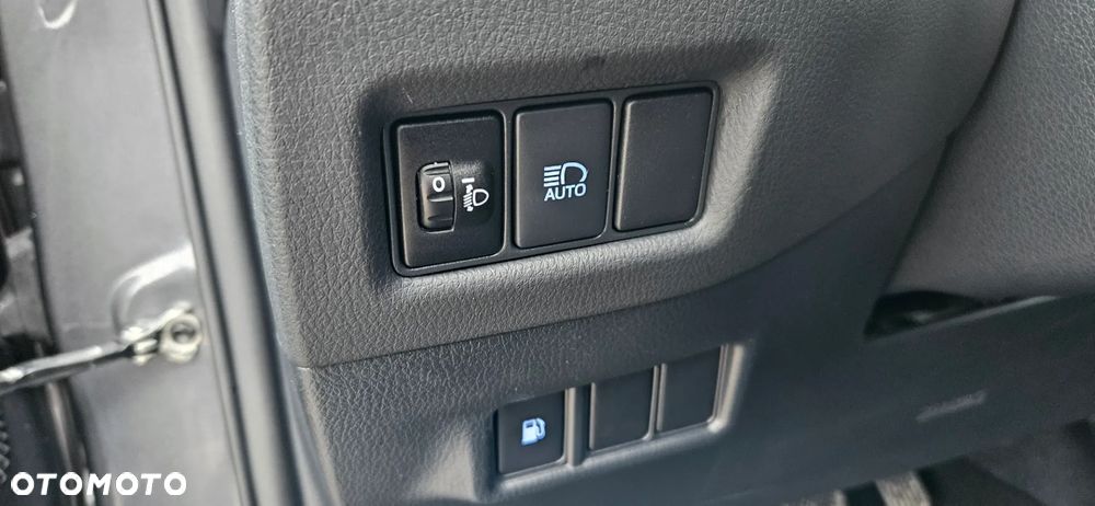 Toyota C-HR Business-Edition - 33