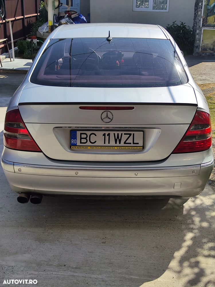 Mercedes-Benz E 220 CDI Avantgarde - 2