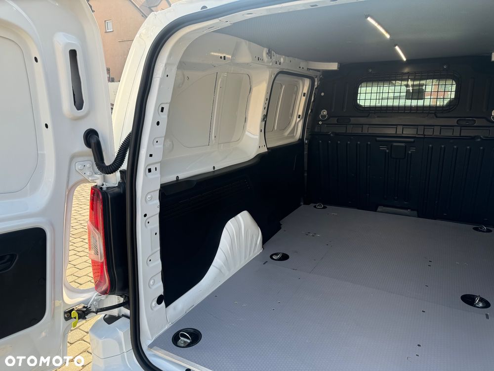 Peugeot Partner - 13