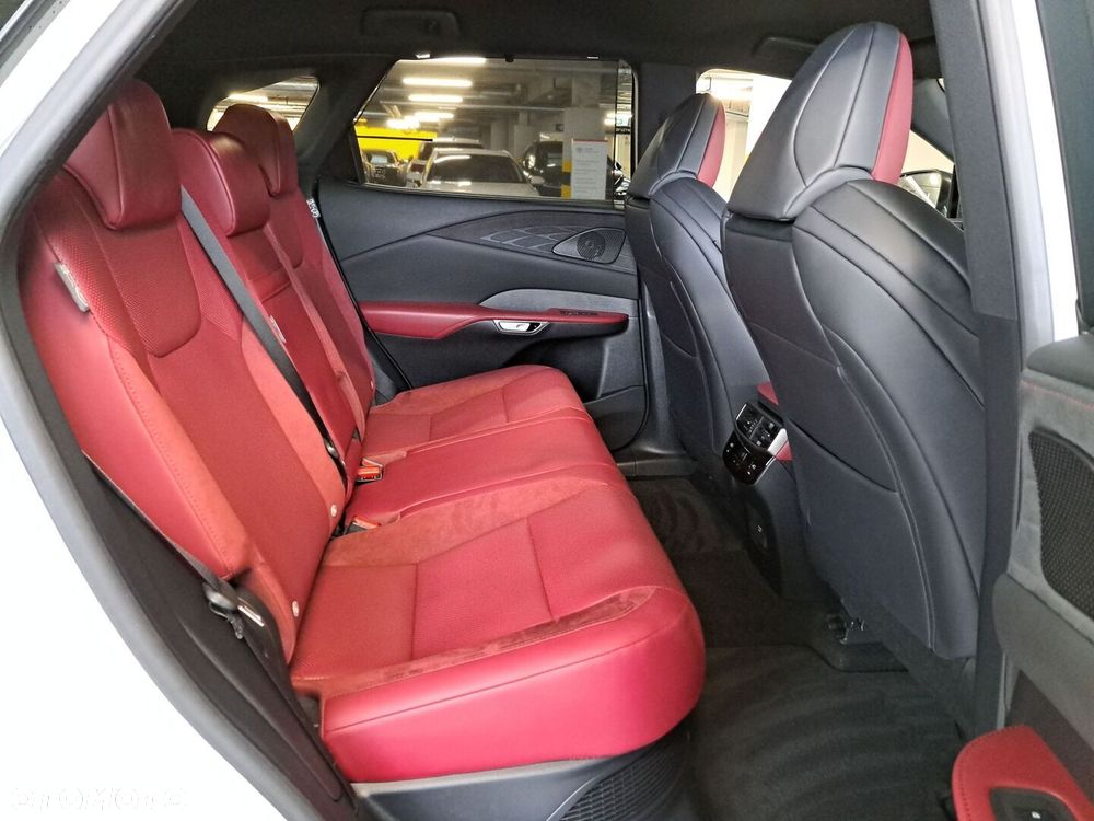 Lexus RX - 15