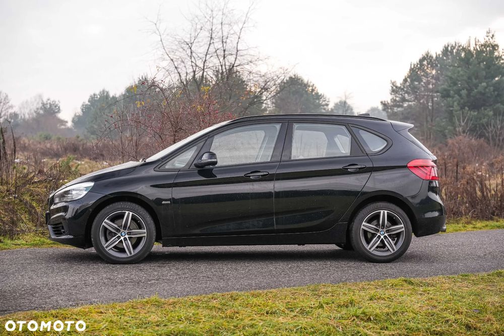 BMW Seria 2 218i Sport Line - 3