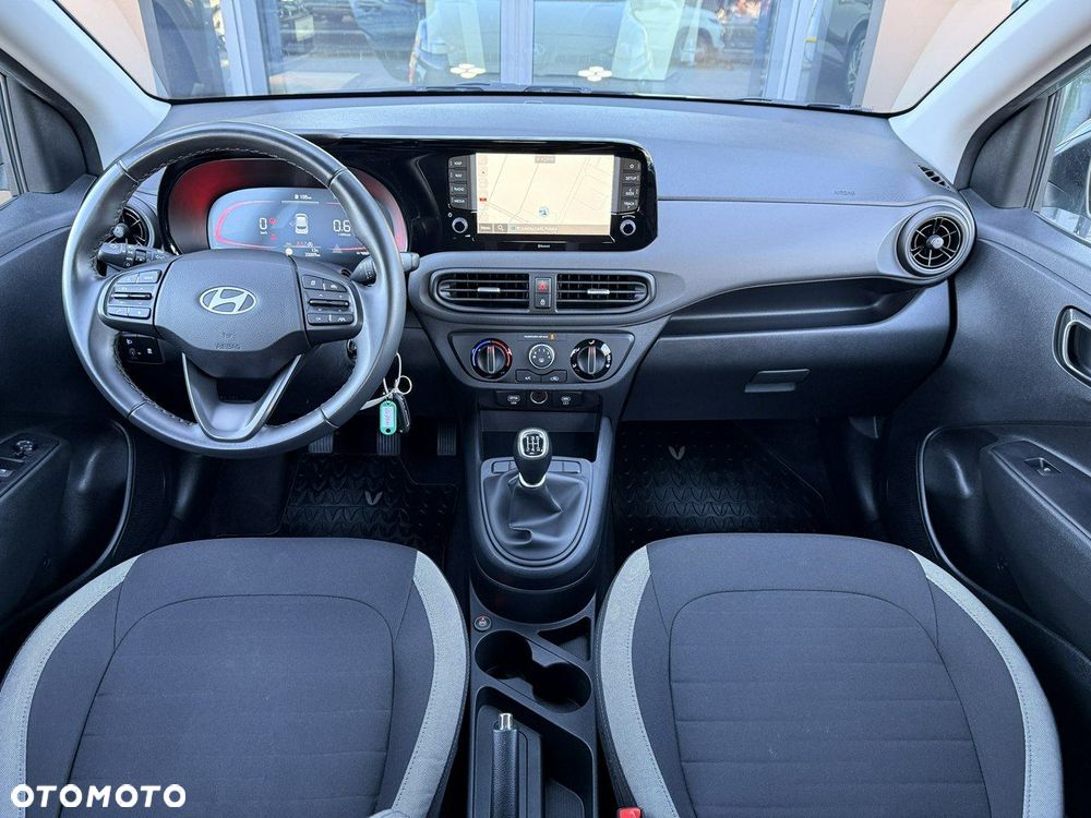 Hyundai i10 - 11