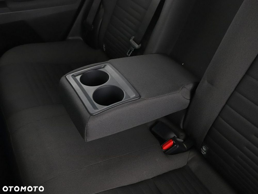 Toyota Auris Hybrid 135 Active - 37