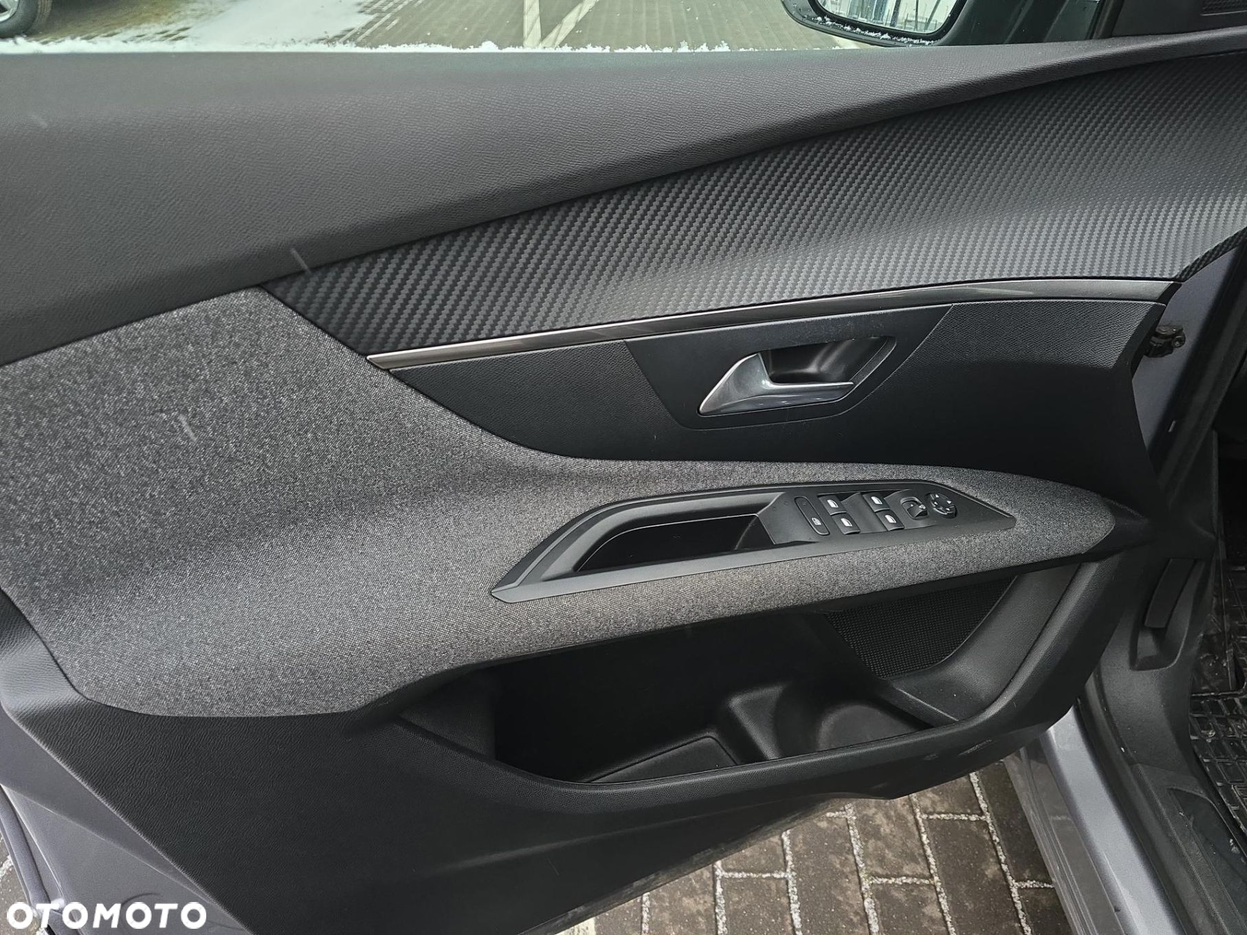 Peugeot 3008 1.2 PureTech GPF Active S&S - 13