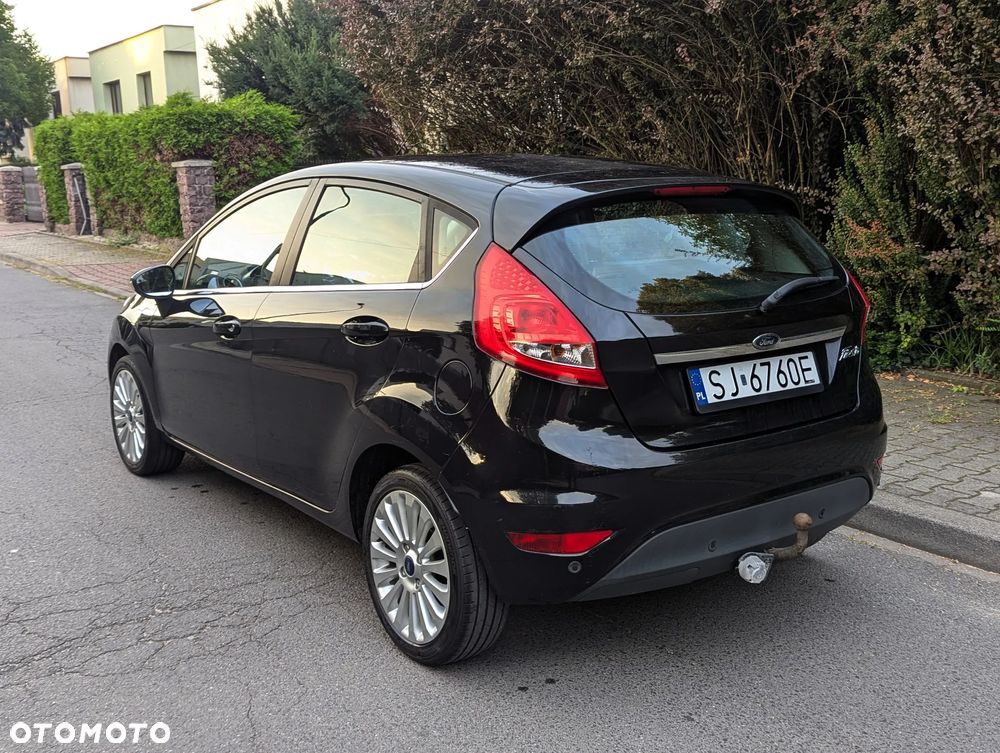 Ford Fiesta 1.4 Ghia EU5 - 6
