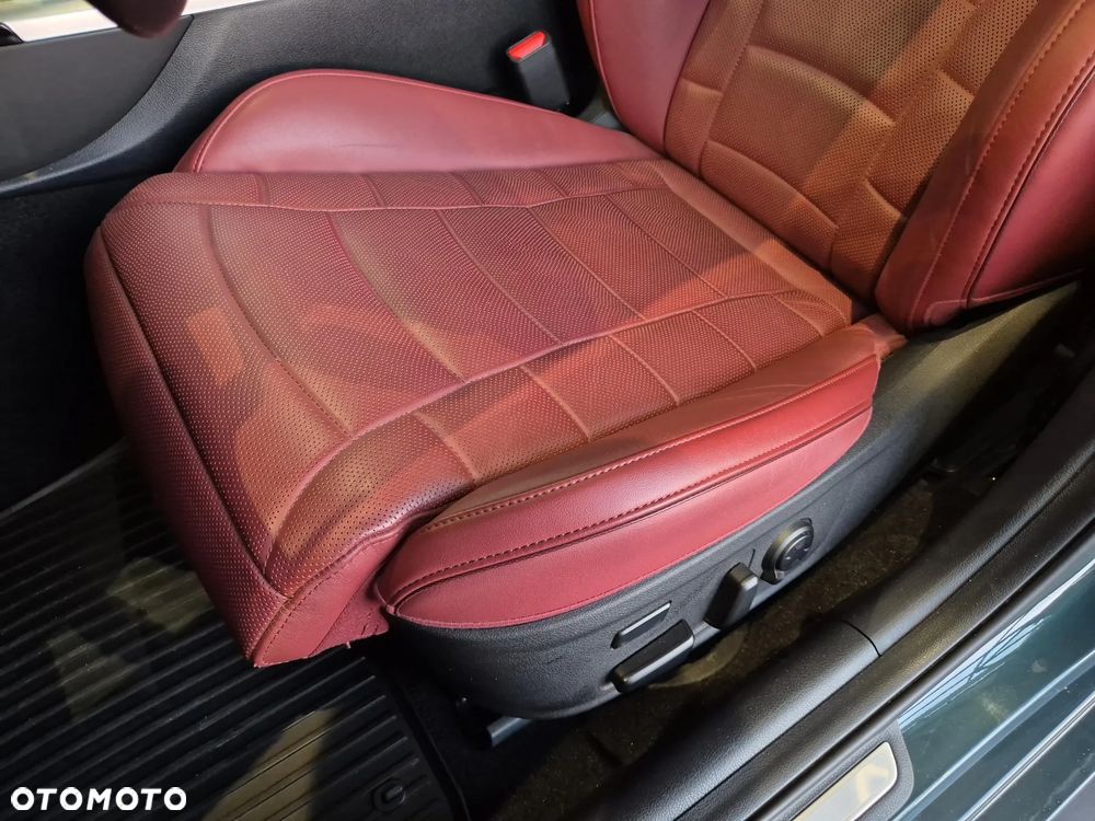 Kia Stinger 3.3 T-GDI V6 GT AWD - 12