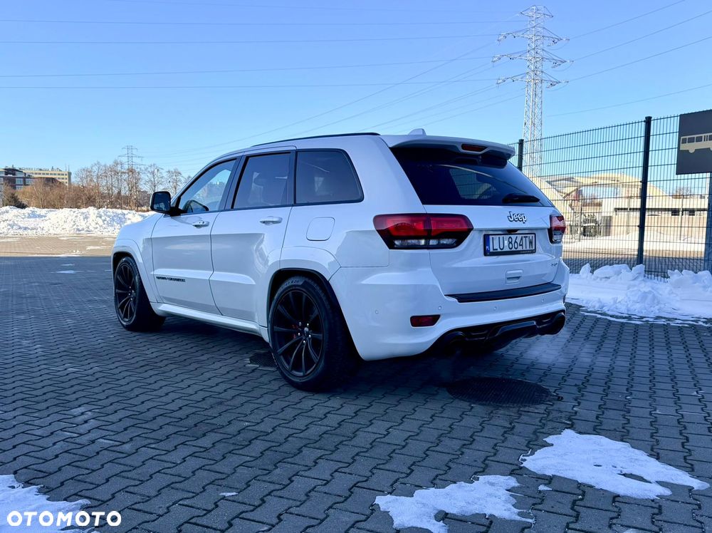 Jeep Grand Cherokee - 4