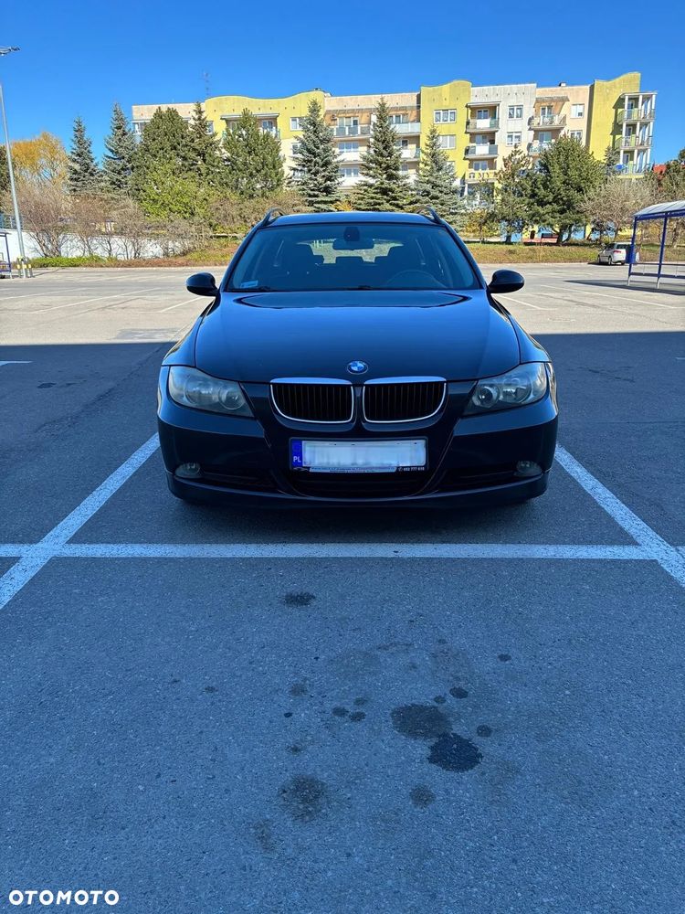 BMW Seria 3 318d - 3