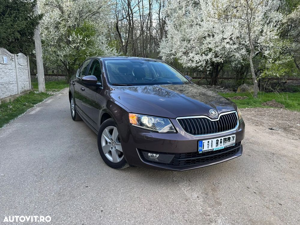 Skoda Octavia 1.6 TDI AMBITION - 2