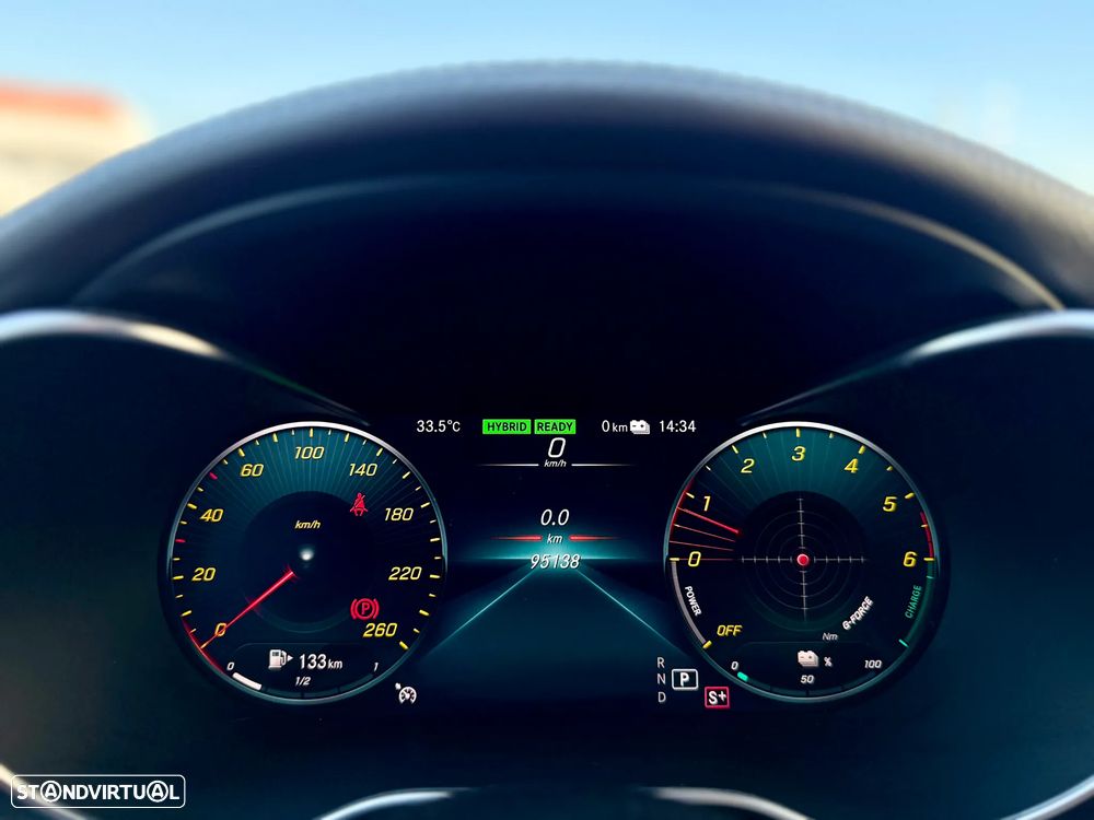 Mercedes-Benz C 300 de AMG Line - 22