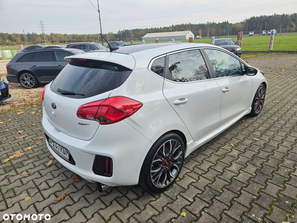 Kia Ceed 1.6 T-GDI GT-Challenge - 6