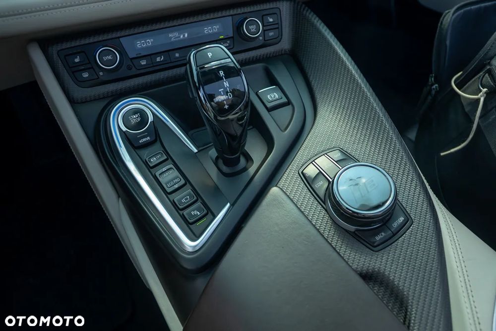 BMW i8 - 36
