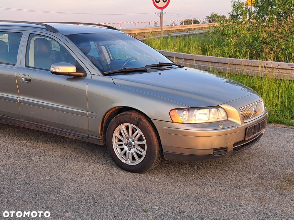 Volvo V70 2.4 Kinetic - 9