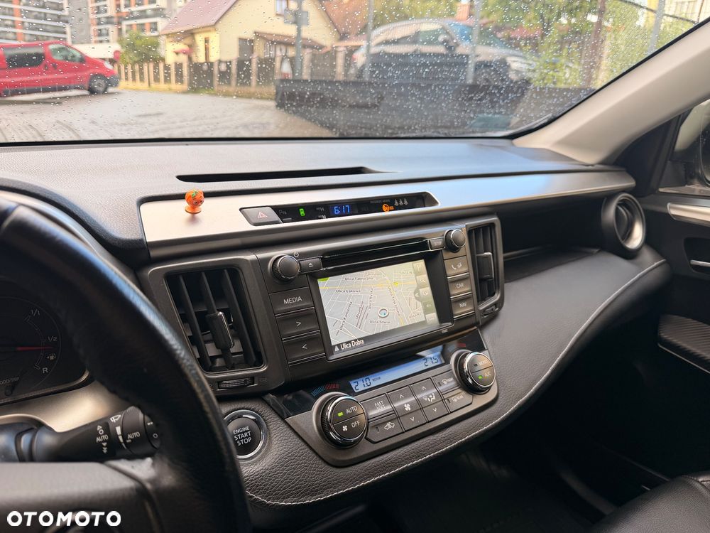 Toyota RAV4 2.0 D-4D Active - 14