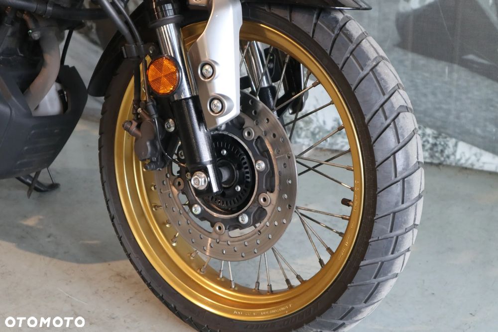 Yamaha XSR - 17